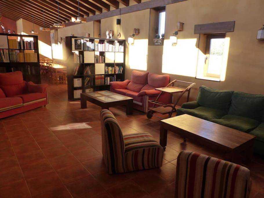 Hotel Rural Bioclimático Sabinares del Arlanza Puentedura Esterno foto