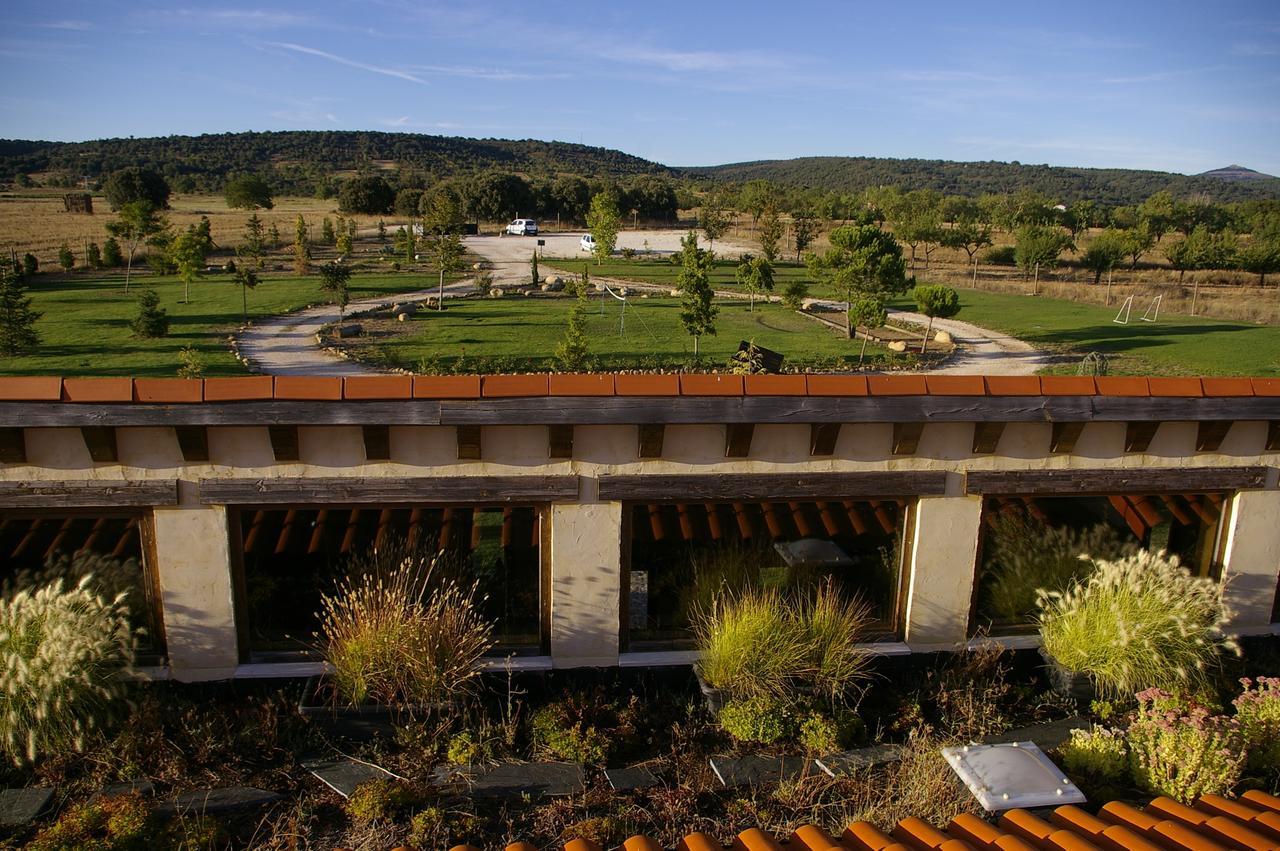 Hotel Rural Bioclimático Sabinares del Arlanza Puentedura Esterno foto