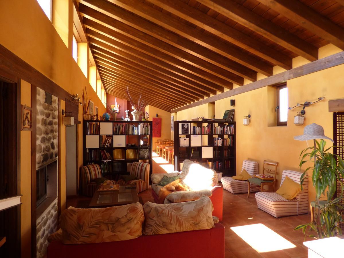 Hotel Rural Bioclimático Sabinares del Arlanza Puentedura Esterno foto